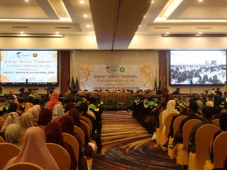 Wisuda IAI Rawa Aopa Konawe Selatan: Membumikan Ilmu Pengetahuan global, Memajukan Potensi Daerah